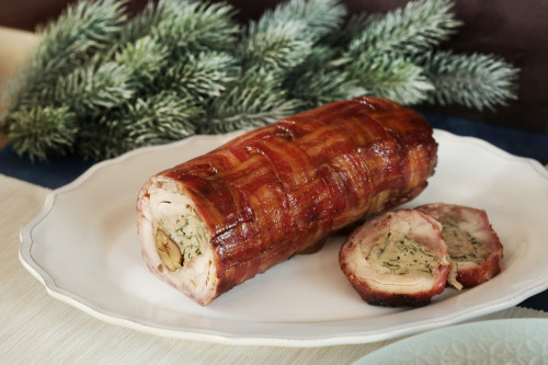 Karácsonyi töltött pulykasült bacon fonatban